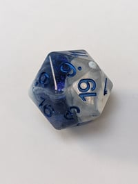 Image 2 of Shrouded Magic 30mm D20 Single