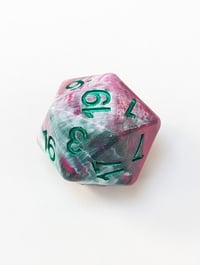 Image 2 of Very Merry 30mm D20 Single