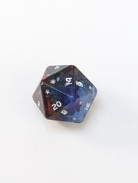 Image 1 of Dark Rainbow Mist Lucky Star 22mm D20 Single