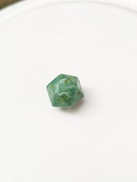 Image 3 of Meadow Mist Lucky Star 22mm D20 Single