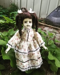 Image 1 of Glenda Gothic Horror Haunted Creepy Artist Doll