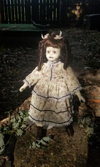 Image 5 of Glenda Gothic Horror Haunted Creepy Artist Doll