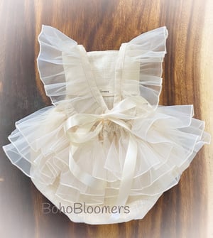 Image of Pastel Dreams in Blue