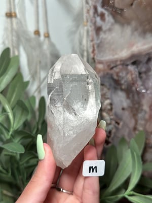 WATER CLEAR HIMALAYAN QUARTZ POINTS K-O