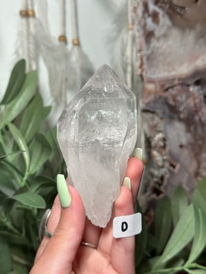 WATER CLEAR HIMALAYAN QUARTZ POINTS K-O