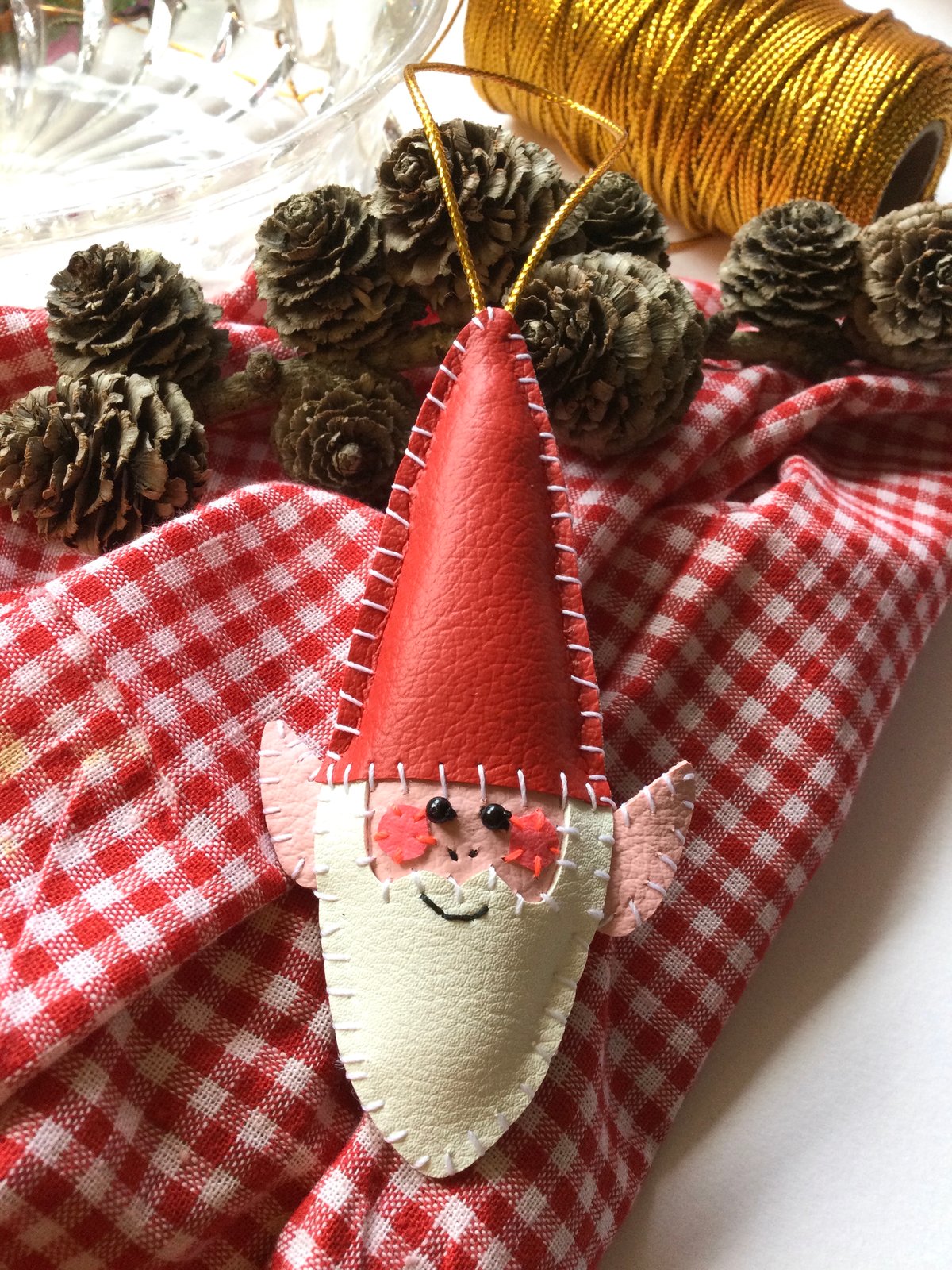 Image of Christmas Elf Decoration/Brooch