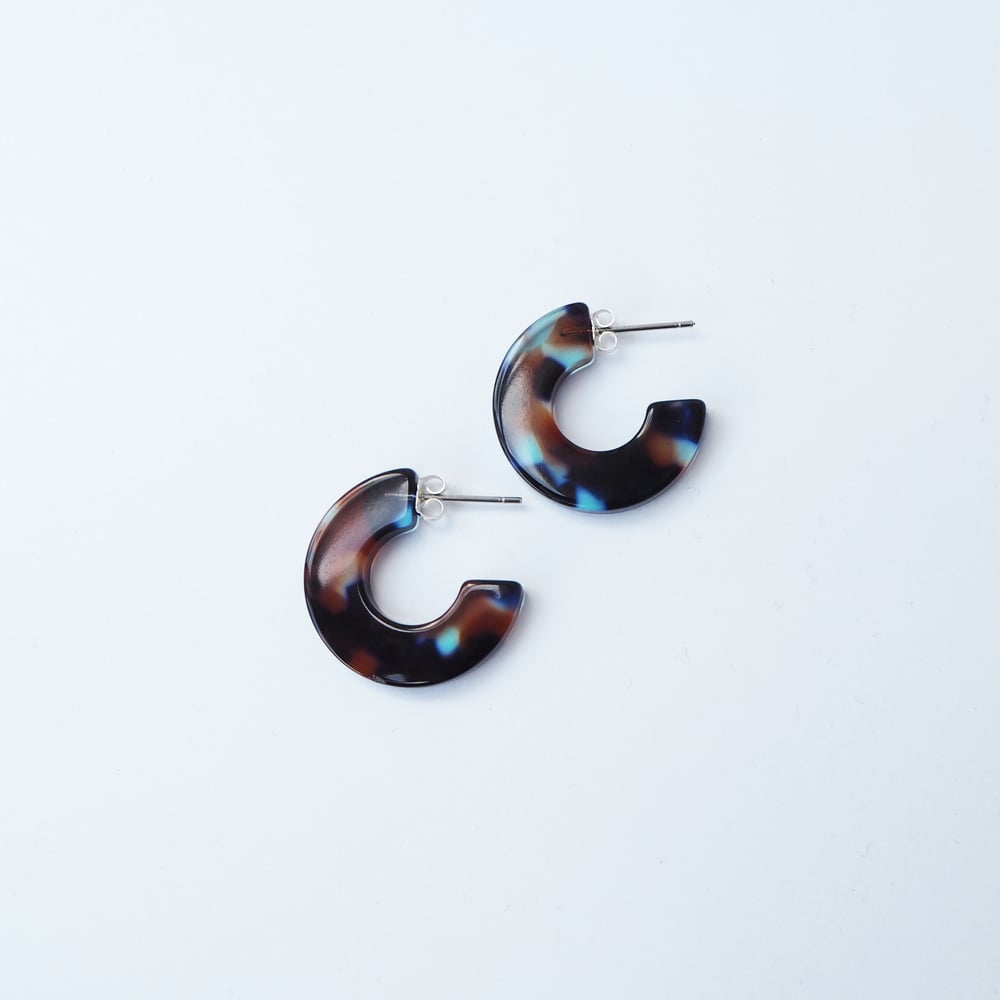 Image of *NEW* Coral Mini Hoop Earrings
