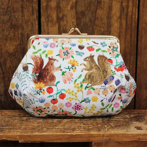 Image of Squirrel Garden Canvas Clasp Pouch