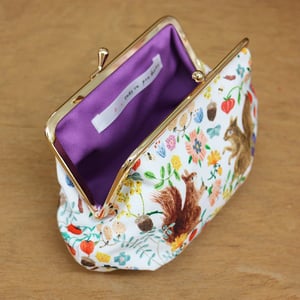 Image of Squirrel Garden Canvas Clasp Pouch