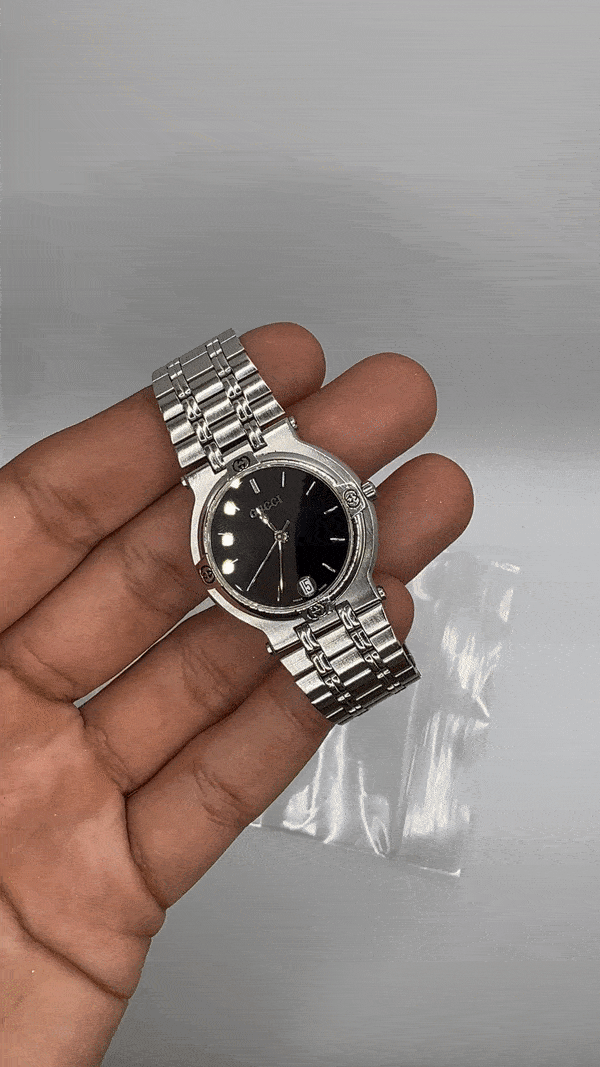 Image of Vintage 1994 Gucci Stainless Steel 9100M (Black Dial)