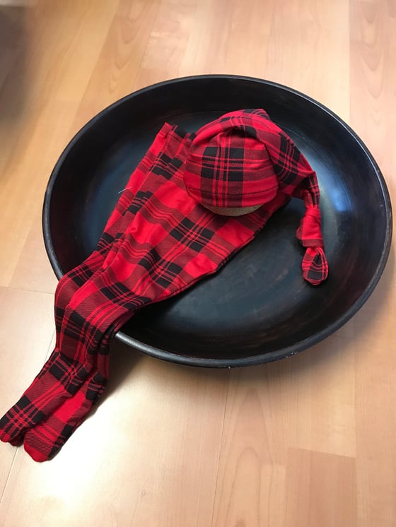 Image of red check hat xmas