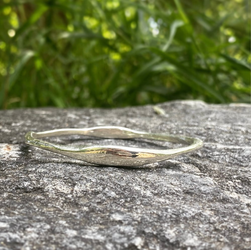 Image of Silver Ebb and Flow bangle