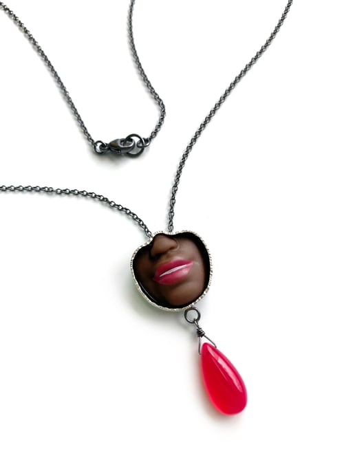 Image of Smile Pendant with Hot Pink Chalcedony - 2