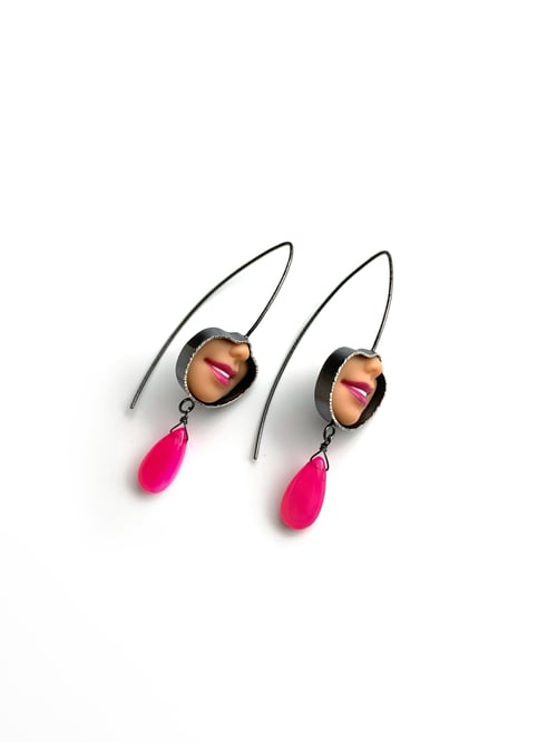 Image of Smile Pull Thru Earrings with Hot Pink Chalcedony