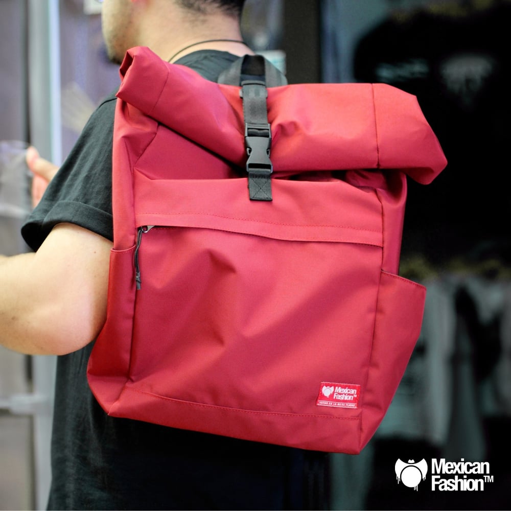 MOCHILA π