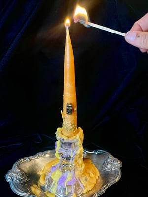 Image of 𝔏𝔢𝔬 ℭ𝔞𝔫𝔡𝔩𝔢𝔰