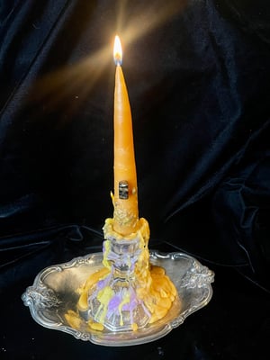 Image of 𝔏𝔢𝔬 ℭ𝔞𝔫𝔡𝔩𝔢𝔰