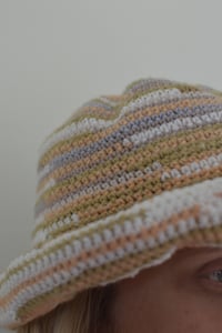 Image 4 of crochet bucket hat nr1