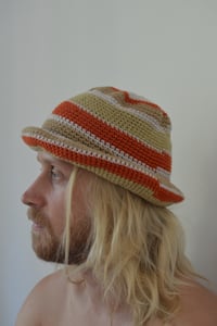 Image 4 of crochet bucket hat nr3