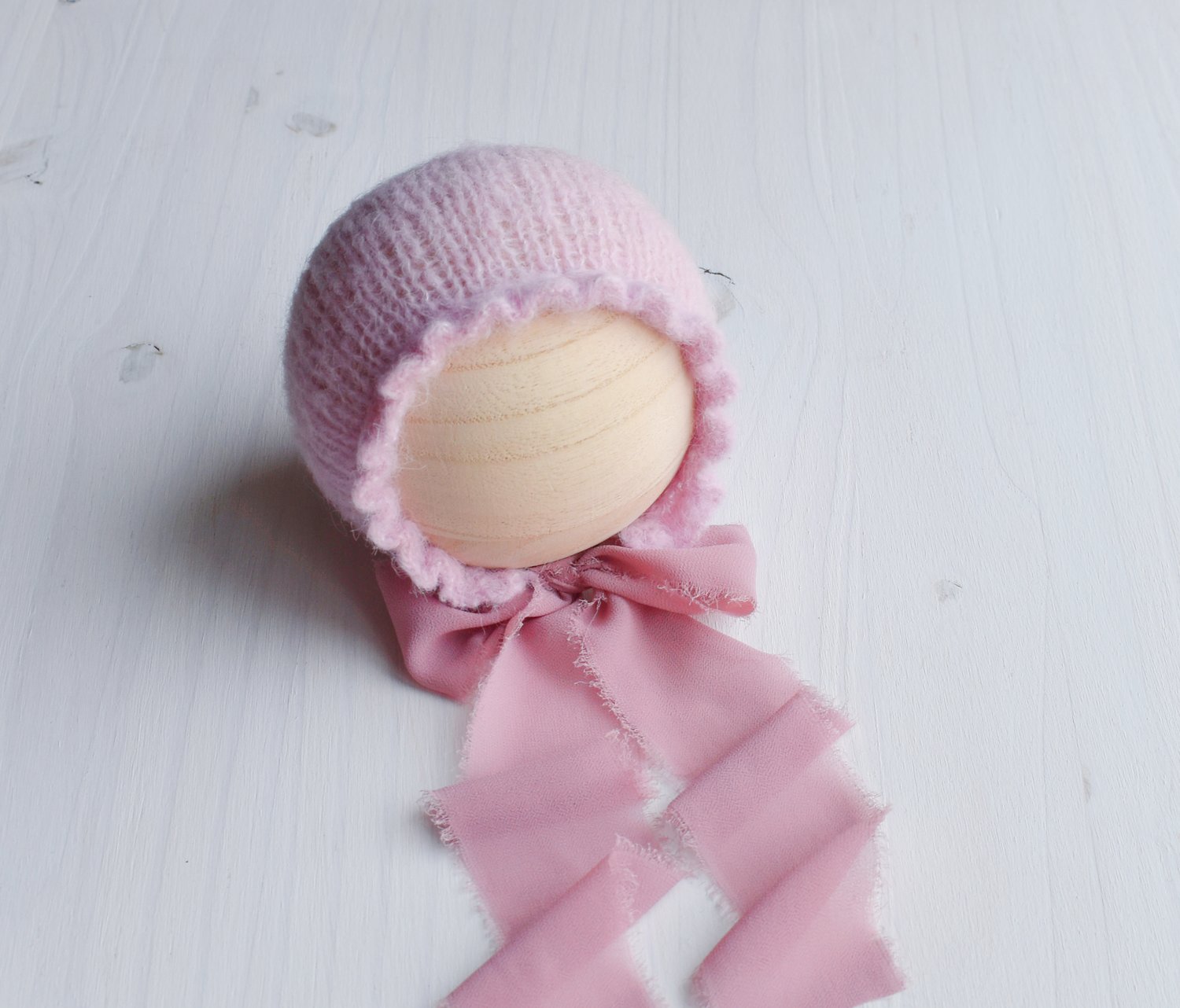 Image of Light Pink Ruffle Brimmed Bonnet & Wrap