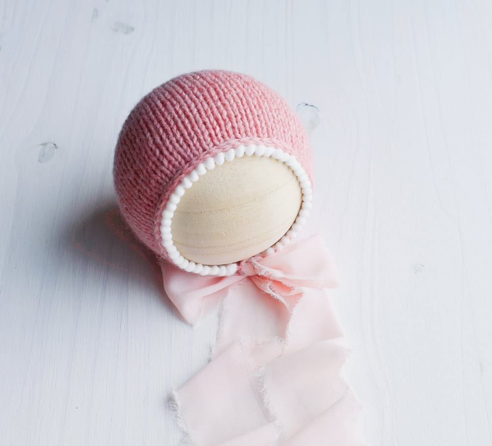 Image of Coral Pink Malibu Bonnet