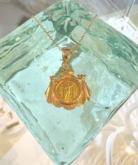 Image 2 of 24kt  solid gold vintage rare  kamehameha arms pendant