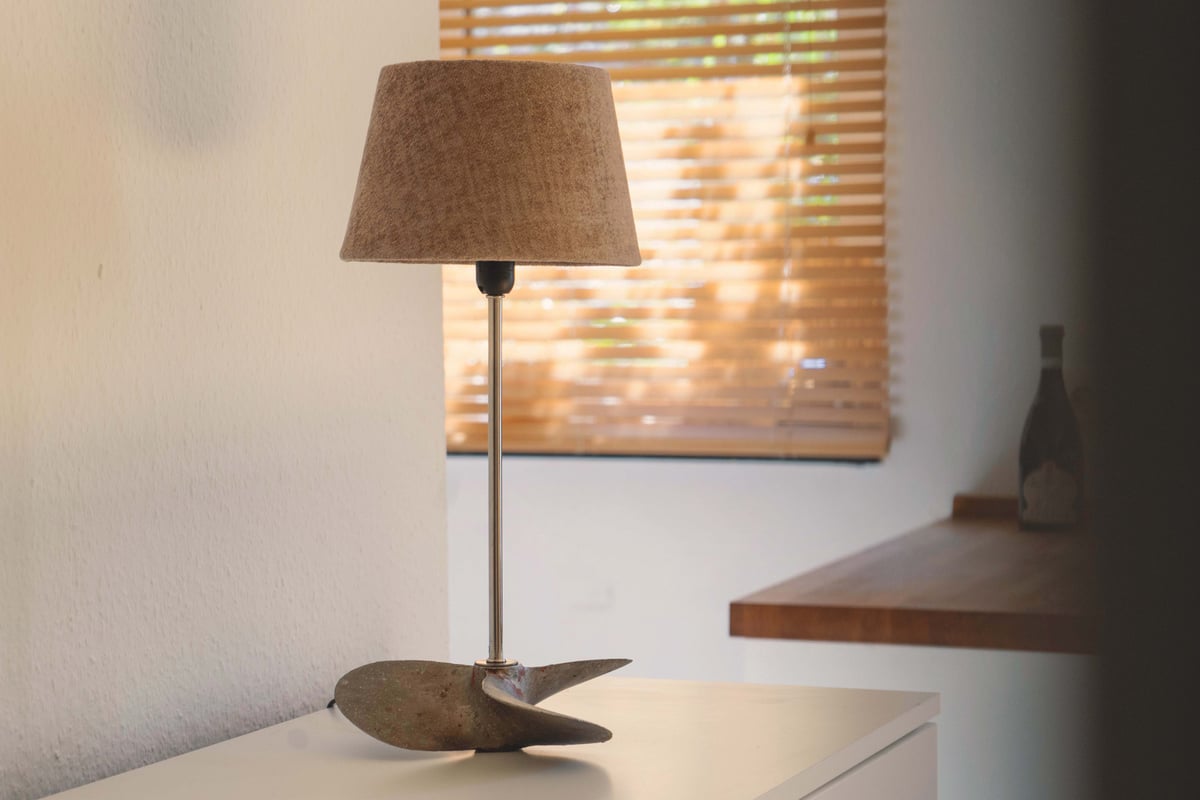 Image of Schiffsschraube - Tischlampe 