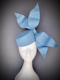 Image 1 of 'Zelena' in cornflower blue