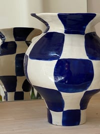 Image of Vase à damier bleu nuit