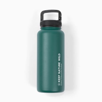 https://assets.bigcartel.com/product_images/364995841/Insulated-32oz-Water-Bottle-with-Handle-Clip-Forest.jpg?auto=format&fit=max&h=346&w=346
