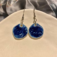 Trippy Blue Moody Stones