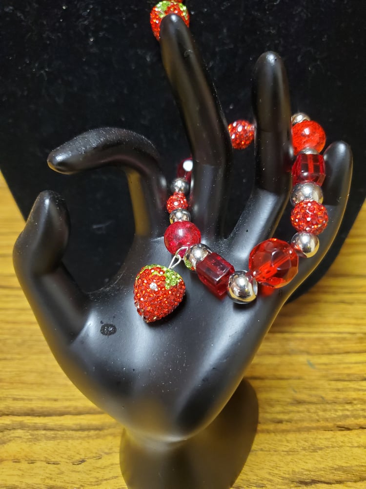 Image of STRAWBERRY earrings 