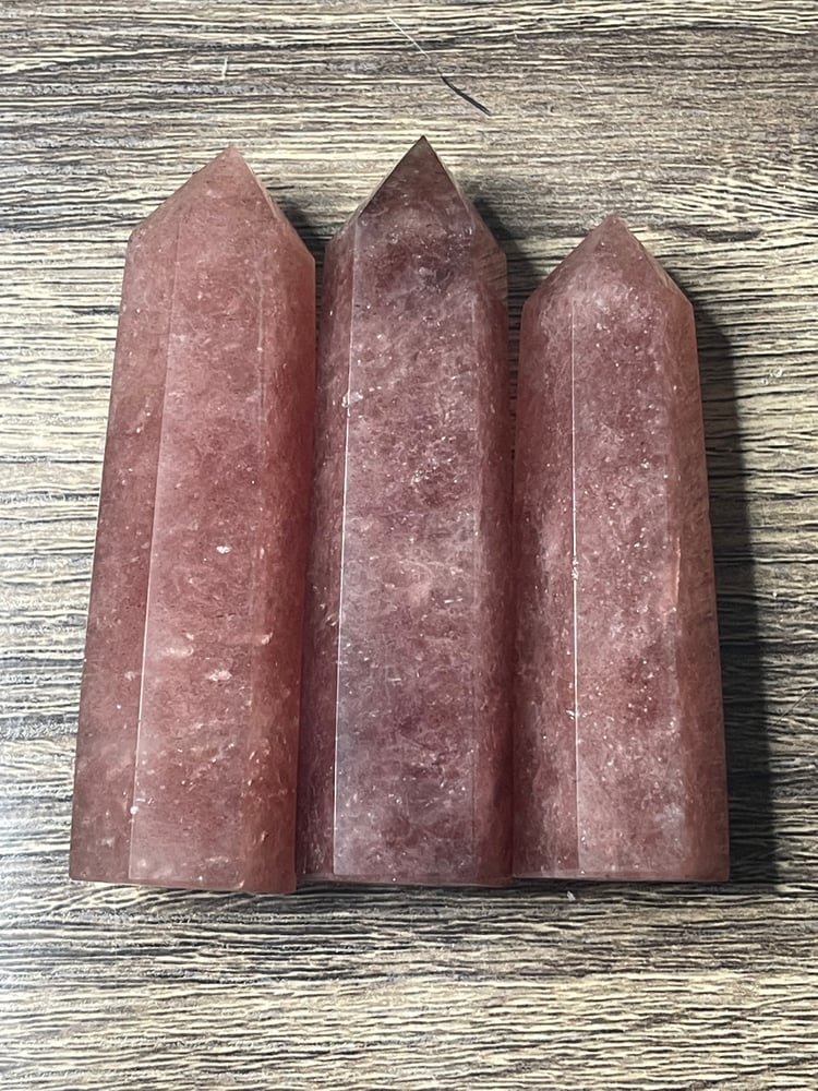 Image of Strawberry quartz towers 