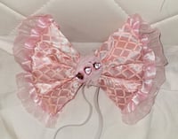 Image 3 of Pink ruffled bow 🎀