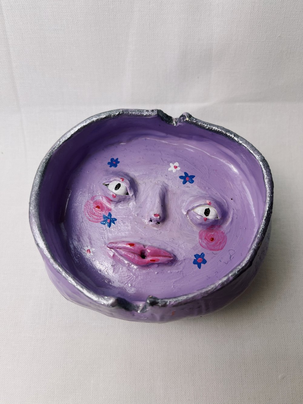 Image of FLOWER ashtray