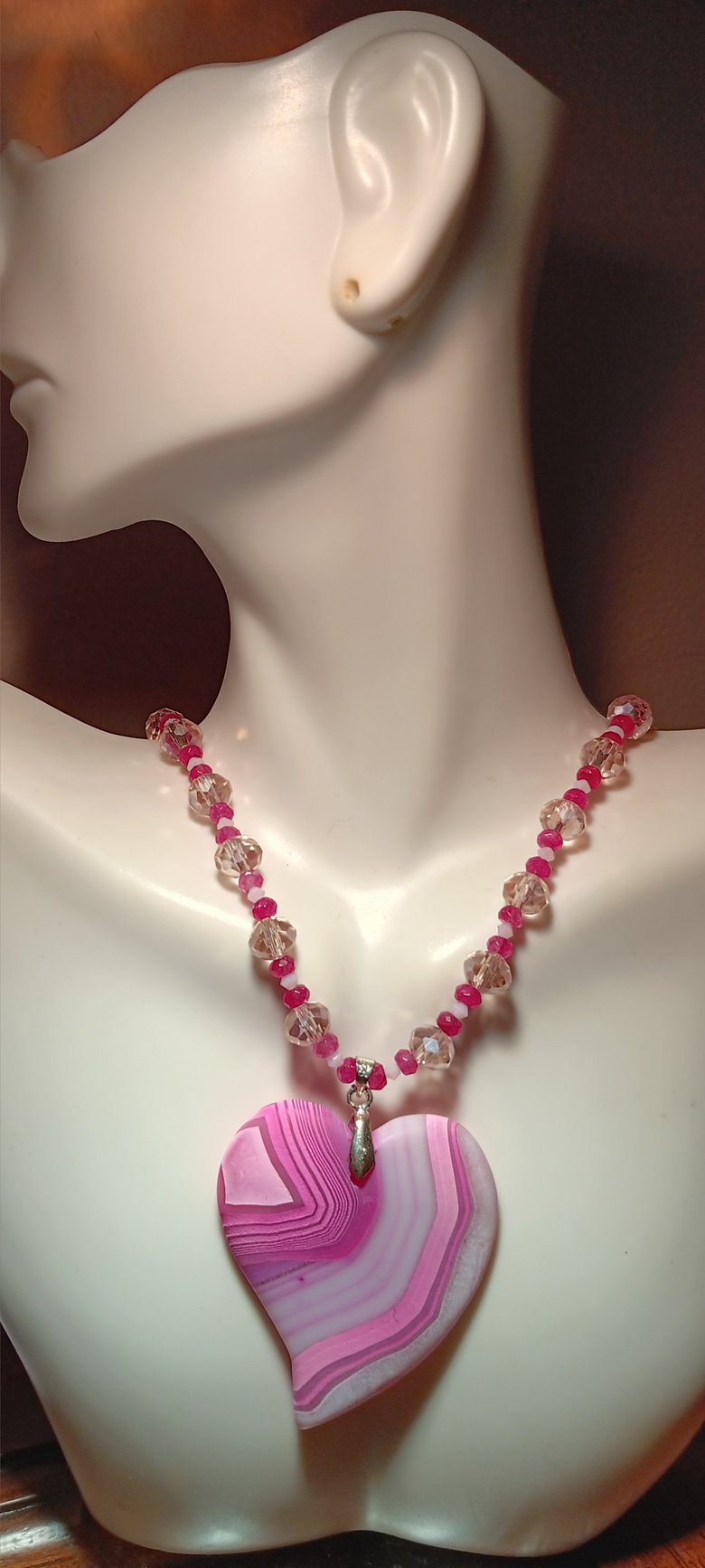 Image of STRIPED PINK AGATE HEART PENDANT NECKLACE