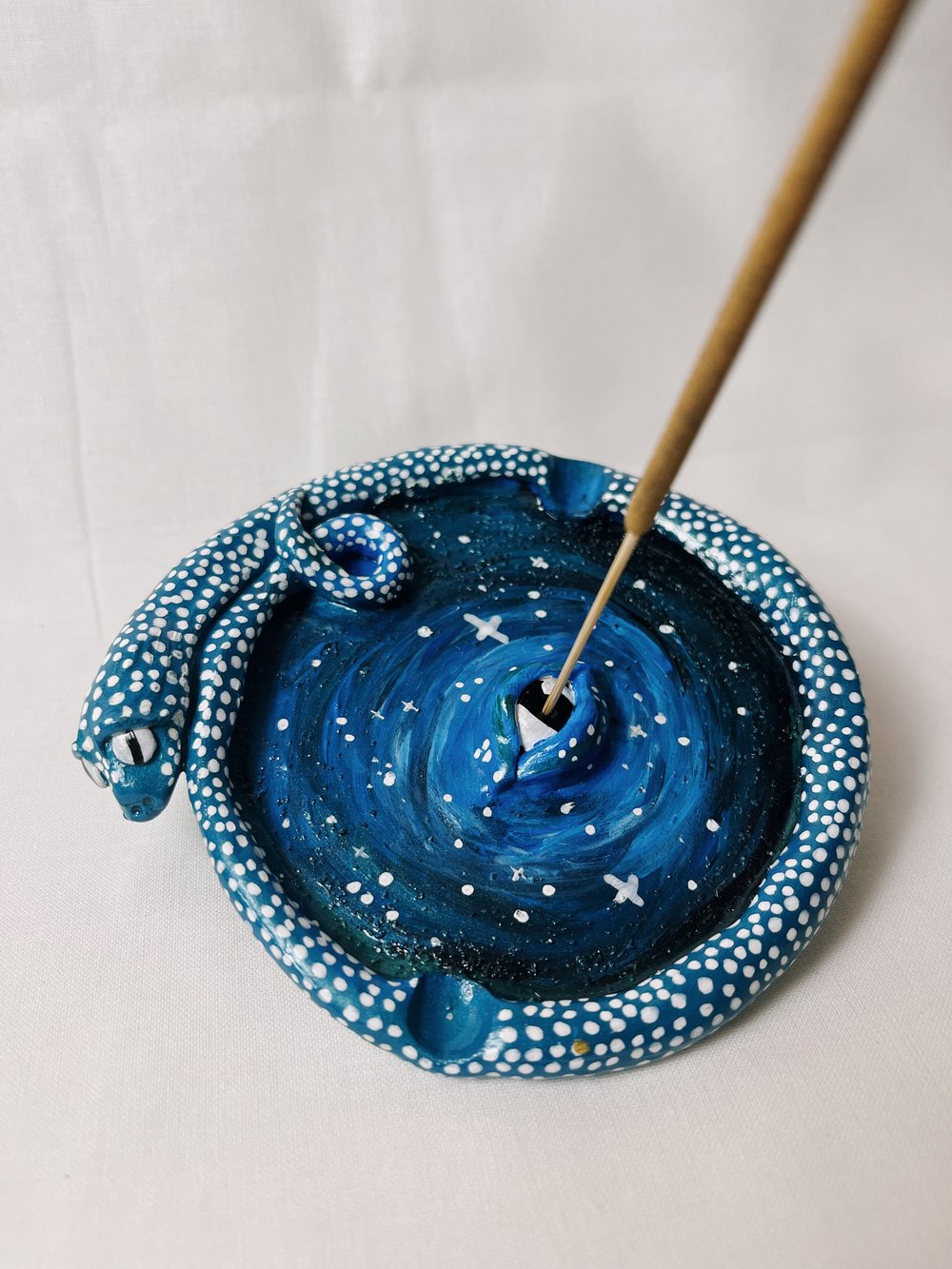 Image of MIDNIGHT SNAKE ashtray