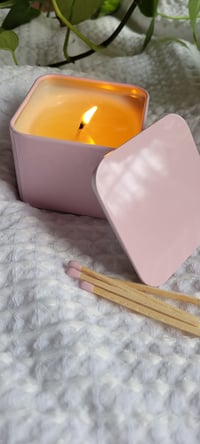 Image 5 of Baby pink- essential oil candle