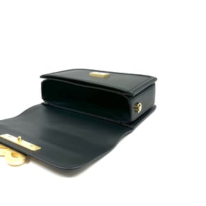 Image of AUTUMN 22 PU (BLACK)