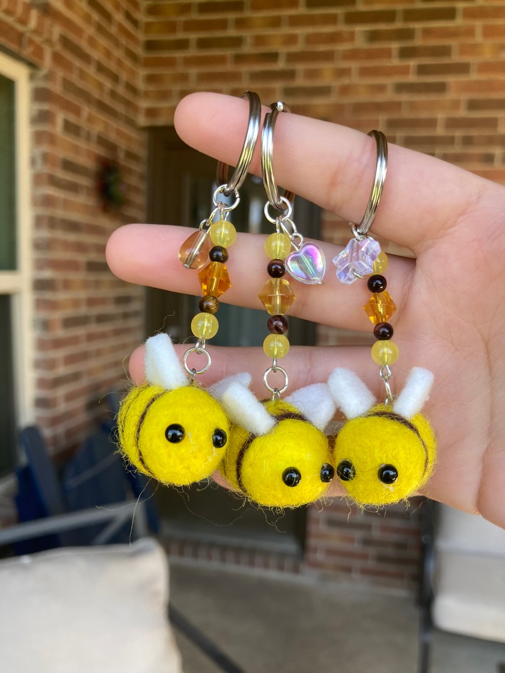 Image of Bee-chain (bee keychain/ phone charm)