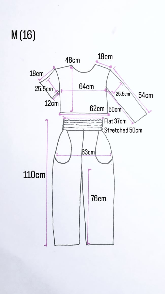 M (16) Bold Blue Floral 