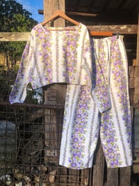 Image 1 of L (18/20)