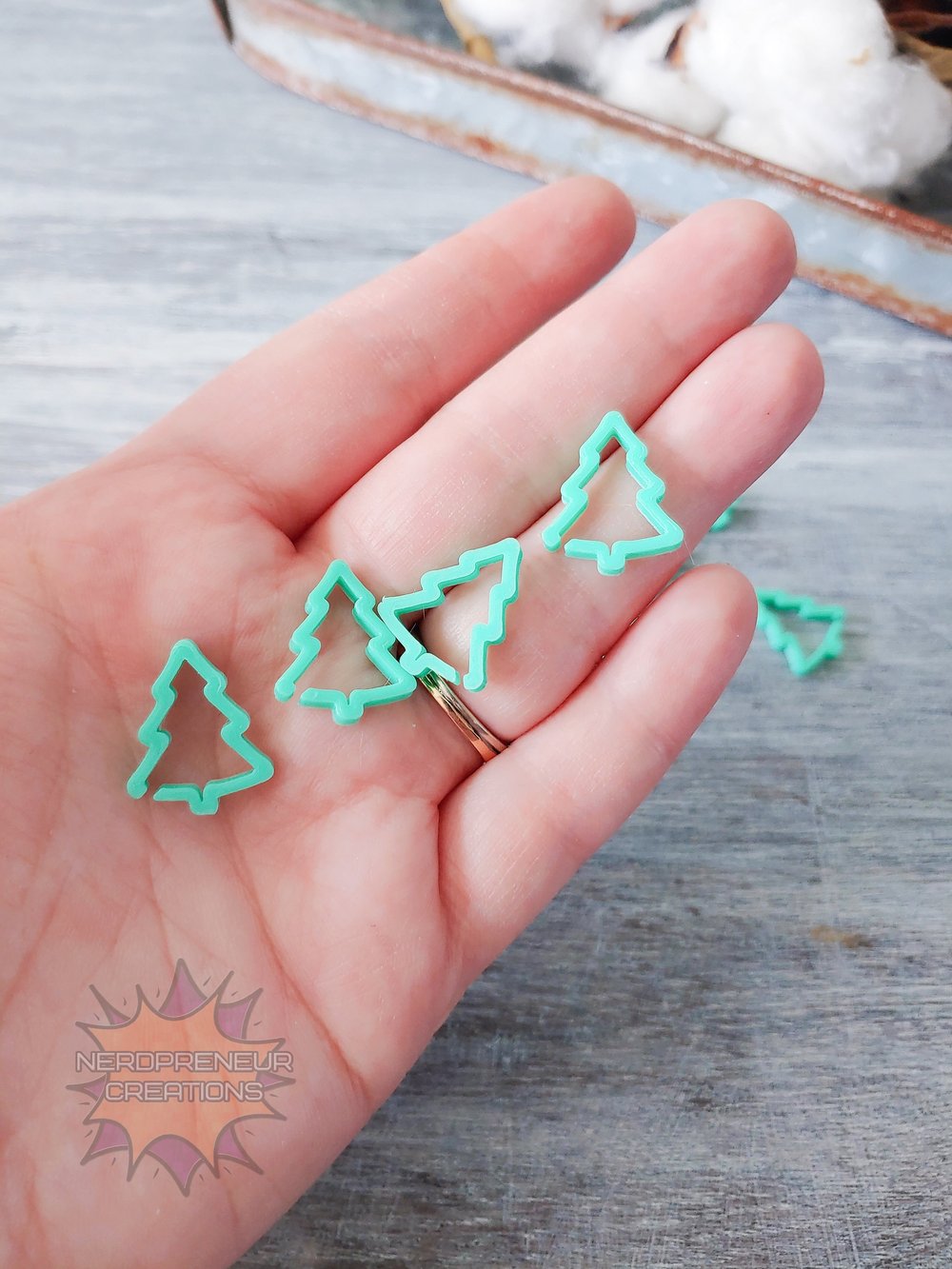 Image of 12 Pack Christmas Tree Stitch Markers - 3D Printed Progress Keepers for Crochet and Knitting