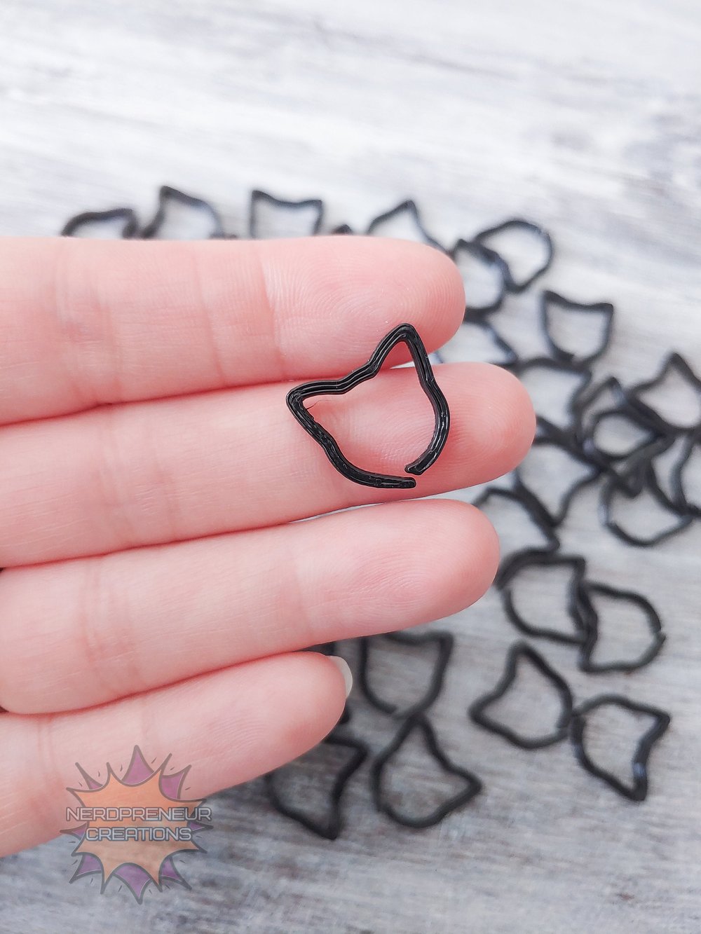 Image of 12 Pack Cat Stitch Markers - 3D Printed Progress Keepers for Crochet and Knitting