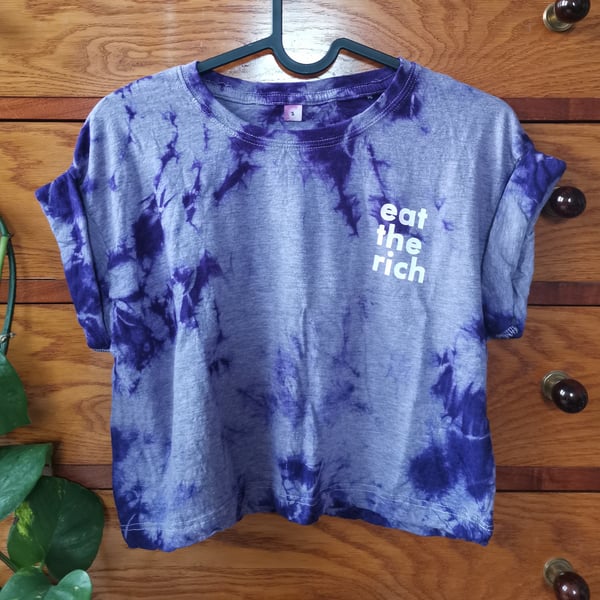 Image of BATIK SHIRT | UNIKAT | S | "EAT THE RICH" | Crop Top | DIY | lila | 161 | fuck the system | organic