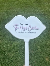 Image 2 of Get My Close Up Mirror