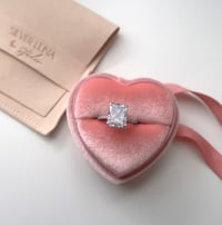 Image 4 of Lila Sterling Silver ring 四克拉冰糖顶级锆石戒指