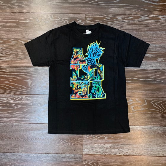 Image of Tropical Pineapple Black Men's T-shirt 