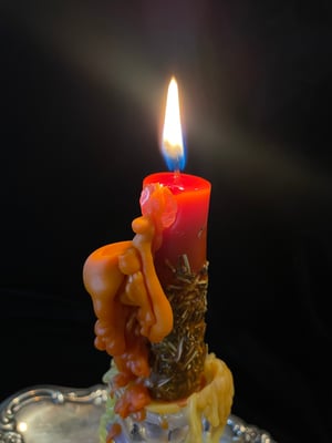 Image of  𝔉𝔦𝔯𝔰𝔱 ℌ𝔞𝔯𝔳𝔢𝔰𝔱 ℭ𝔞𝔫𝔡𝔩𝔢𝔰