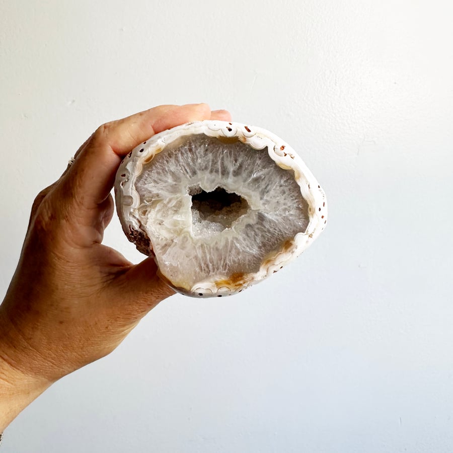 Image of Large Polished Geode (1)